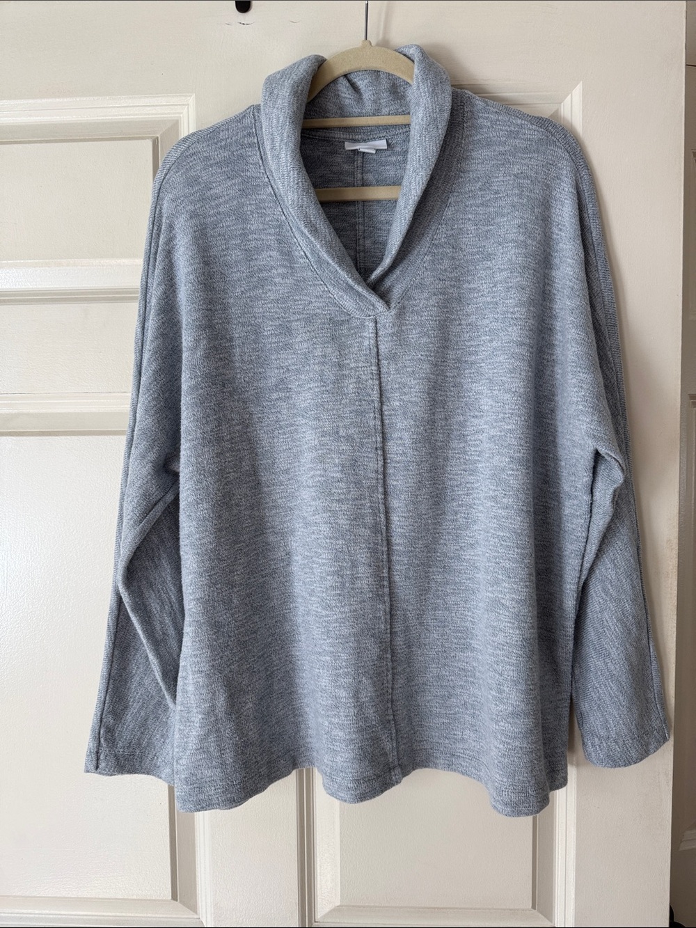 J. Jill Light Gray Shawl-Collar Pullover Sweater